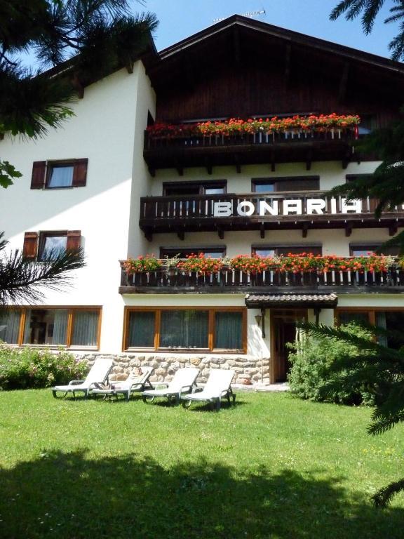 Aparthotel Garni Bonaria Kurfar Exterior foto